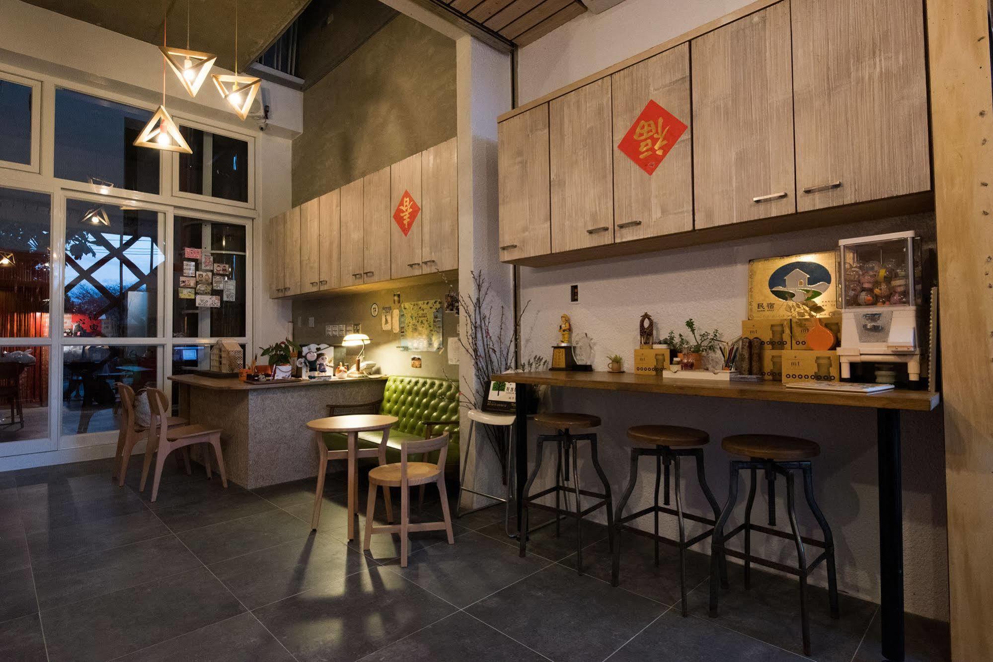 Orange Moon Inn Kenting Buitenkant foto
