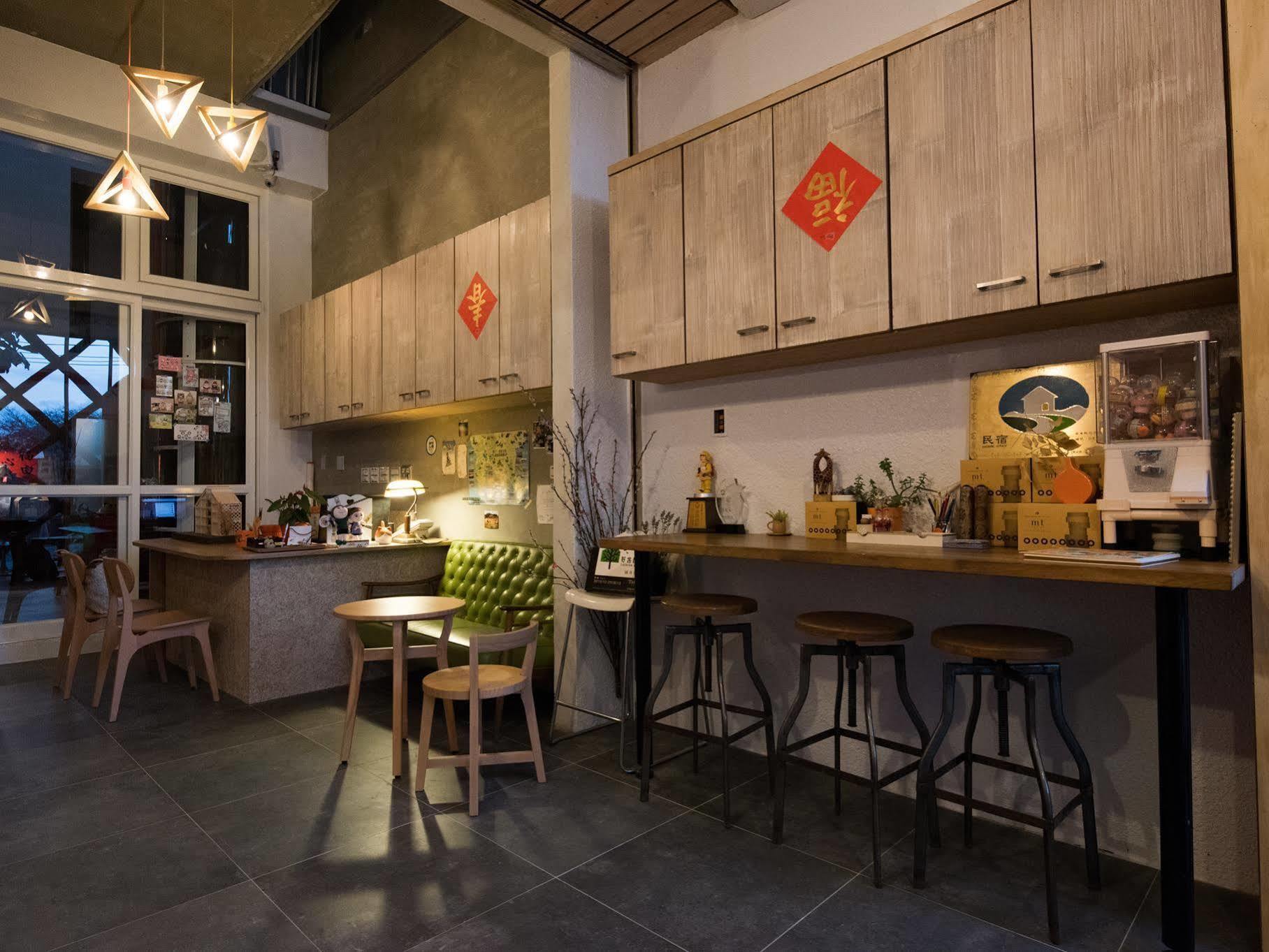 Orange Moon Inn Kenting Buitenkant foto