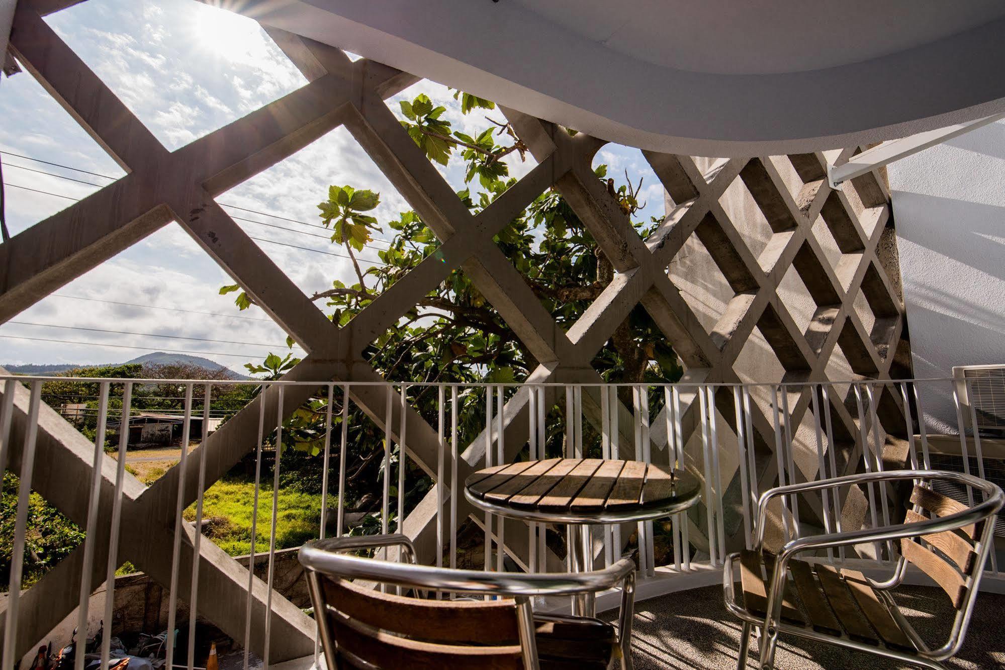 Orange Moon Inn Kenting Buitenkant foto