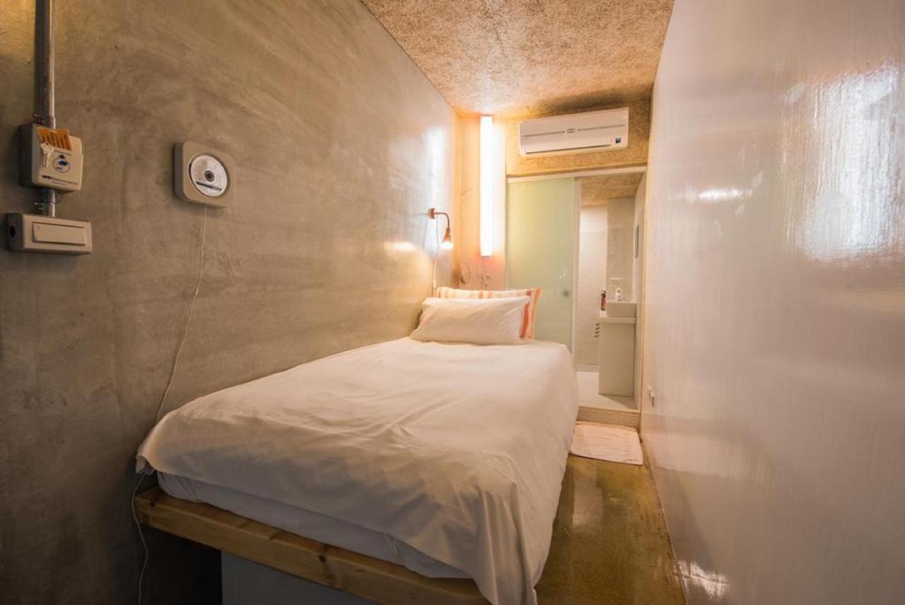 Orange Moon Inn Kenting Buitenkant foto